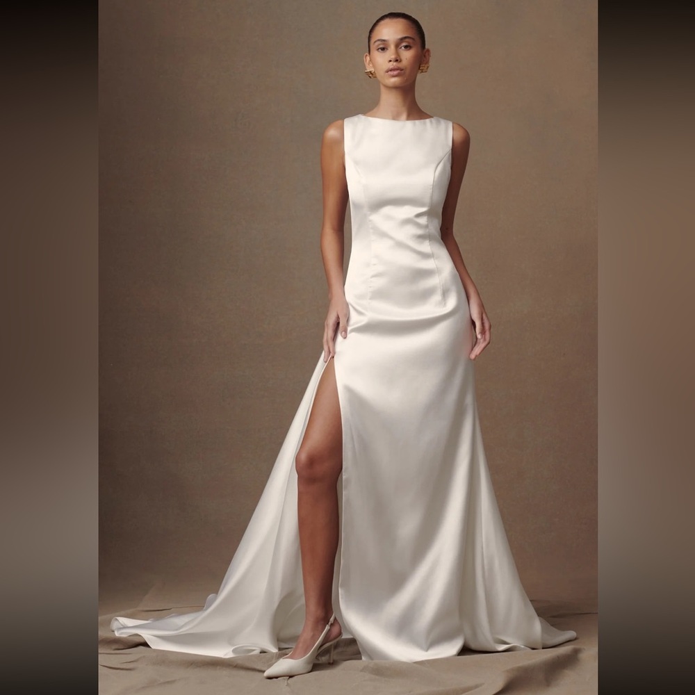Meshki Fontanne Satin Wedding Gown